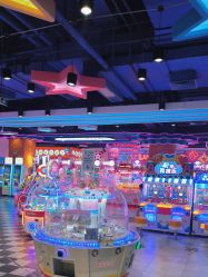 -LuckyStar幸运星家庭娱乐中心(东莞国贸店)