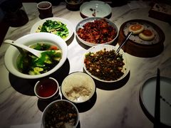 -湘西小馆(滨河路店)