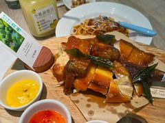 -鸿通城购物中心