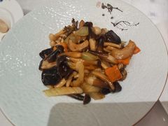 -聚春园自助餐厅(东街口店)