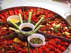 龙虾大拼盘-湘江大码头·龙虾馆(渔人码头一店)