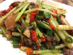 -南雄雄州土菜餐厅(粤北大厦店)