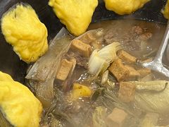 -哈尔滨东北铁锅炖(都督街店)