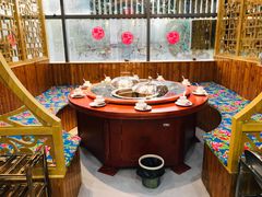 包厢-袁小二大东北铁锅炖(吉祥村总部)