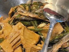 -黄泥岗·地道湖北菜(奥特莱斯店)