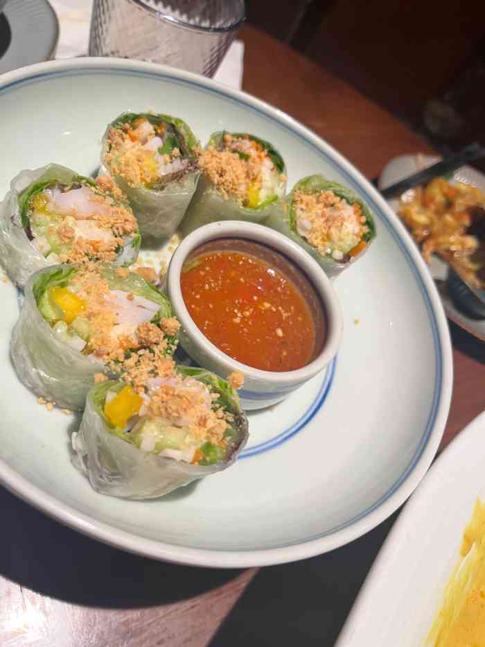 纳兰宫·东南亚风味餐厅(徐泾夏都小镇店)-"[薄荷]环境:在夏都小镇