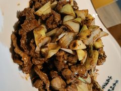老妈葱爆羊肉-十六中酱肉·烧烤·京菜小馆(五方桥旗舰店)