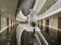 -上海滴水湖皇冠假日酒店