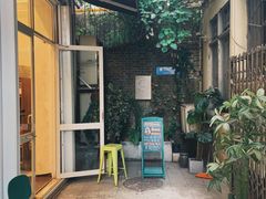 -玫瑰咖啡(中山六路店)