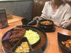 -肥肥虾庄·金牌油焖大虾(杨园滨江时代walk店)