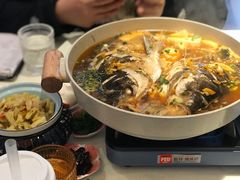 招牌酱椒炖鱼头-荷庭·精致湘菜(华强北九方店)