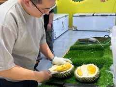 -曼阁市场水果批发市场