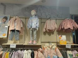 -乐友孕婴童(北京乐友双井店)
