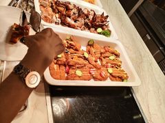 -OPUS+聚全日餐厅(广州增城碧桂园希尔顿逸林酒店)