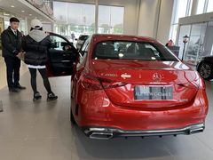 -贵州贵星奔驰4S店(观山湖店)