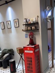 -老男孩男士理容馆·理发·烫染·修面