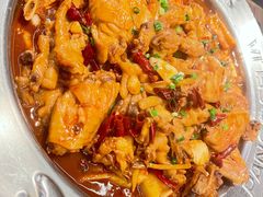 鸡翅煲-胖哥俩肉蟹煲(湖滨银泰in77店)