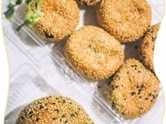 -白玉兰食品(汇联商厦店)
