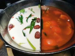 -湊湊火锅·茶憩(新中关购物中心店)