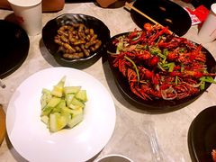 -沪小胖小龙虾(淮海中路旗舰店)