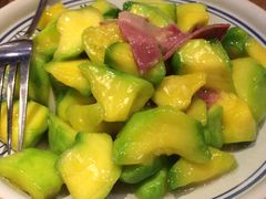 -云海肴·汽锅鸡·云南代表菜(天山百盛优客店)