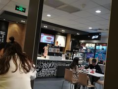 -麦当劳(世界城广场店)