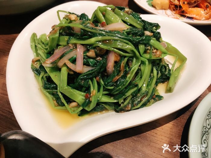 大头虾越式风味餐厅(光明广场店)马拉盏炒通菜图片