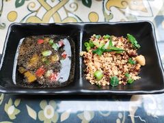 小料-丽江庭院·云南野生菌·海鲜火锅(鼓楼四合院店)