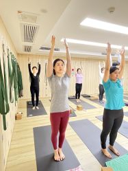 -酉嘉瑜伽YO+YOGA