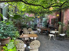 -古董花园(思南路42弄小区店)