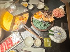 -三出山火锅(南京万象天地店)