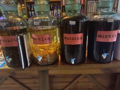 -果松木炭酸菜铜火锅·外婆参鸡汤