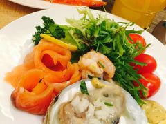希尔顿酒店360°餐厅-东西风牛排馆周末烧烤自助(首都机场希尔顿店)