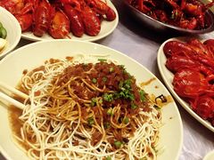 -巴厘龙虾·榜首油焖大虾(音乐学院·沿江酒馆店)