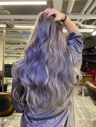 -MODEL'S HAIR