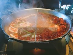 -湊湊火锅·茶憩(新中关购物中心店)