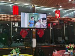 -明月食府(二区干二路店)