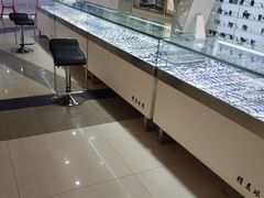 -精益眼镜·蔡司合作(徐东平价店)