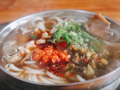 -齐记土鸡米线