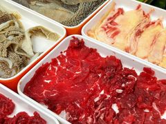 -杨老板·海鲜集市火锅·鲜切牛肉(中防万宝店)