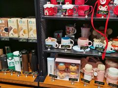 零售区-星巴克(上海虹桥新天地二店)