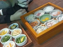 -良米山·云南野生菌过桥米线(上海首店)