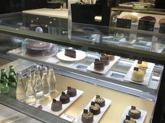 面包甜点陈列柜-GODIVA(景枫中心店)