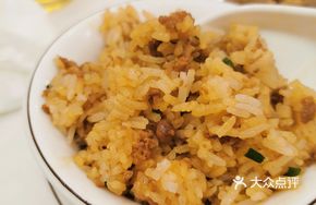 Charcoal-Grilled Whole Lamb Rack