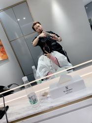 短发-Kraemer Paris  苏豪路易士·嘉玛发廊