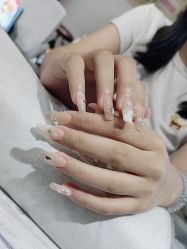 -艾珂·美甲美睫