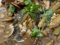 黄鱼茄子顿蚬子-小郭私房菜·海肠捞饭店(学士街店)