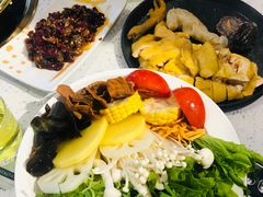 -八珍玉食鸡煲·打边炉(印象城店)