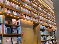 -茑屋书店(天目里店)