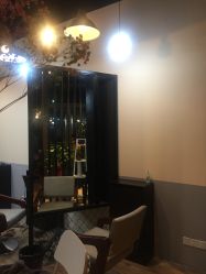 -茶发Salon·烫发染发理发